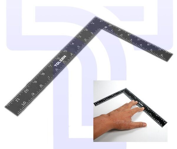 Angle Square Black