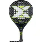lightweight padel racket, easy to maneuver, beginner-friendly