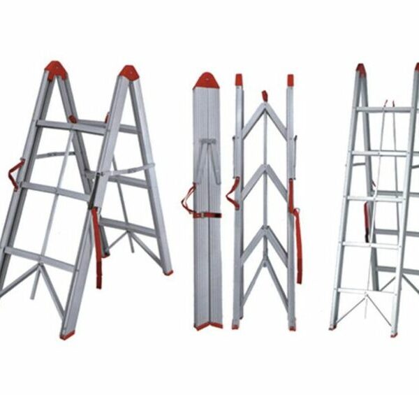 Portable Double Folding Ladder with 4 Steps for High-Reach Tasks