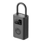 Xiaomi Portable Electric Air Compressor 2 inflating a car tire