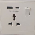 ADMORE 13A 1 GANG SWITCH SOCKET WITH A&C PORT PREMIER PLUS WHITE ADMORE