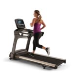 MATRIX TREADMILL T70 WITH XIR CONSOLE : Power Your Runs - Image 3