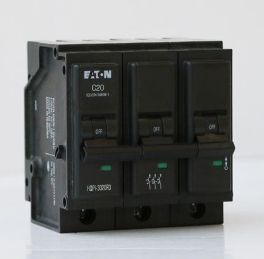 EATON MCB 20A 3P 3KA PLUG IN