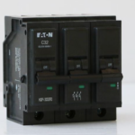 EATON MCB 32A 3P 3KA PLUG IN