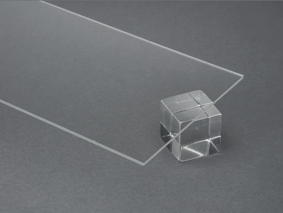 1 Clear Acrylic Sheet for Industrial & Decorative Use