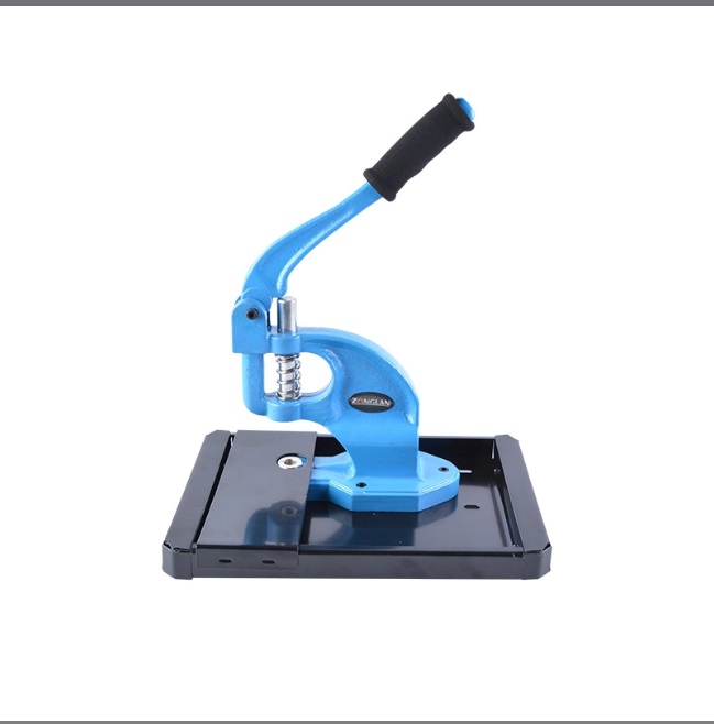9 Easy-to-use manual eyelet punching machine