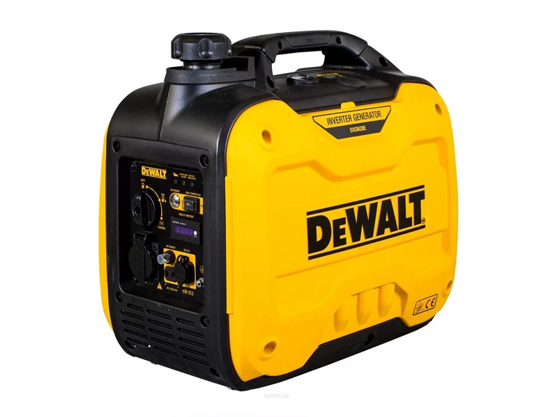 DeWalt 2000W Fuel-Efficient Gasoline Generator