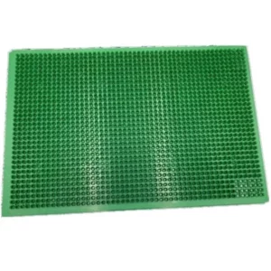 POLYETHYLENE GRASS MAT 40x60 cm
