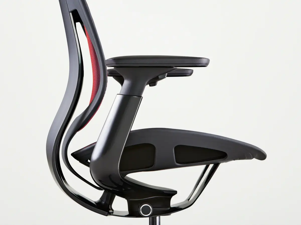 BM Steelcase Karman - Image 2