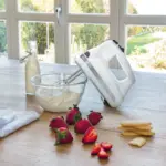 KITCHENAID HAND MIXER 5 SPEED - CLASSIC WHITE - Image 2