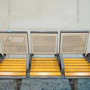 METAL/WOOD OUTDOOR BENCH