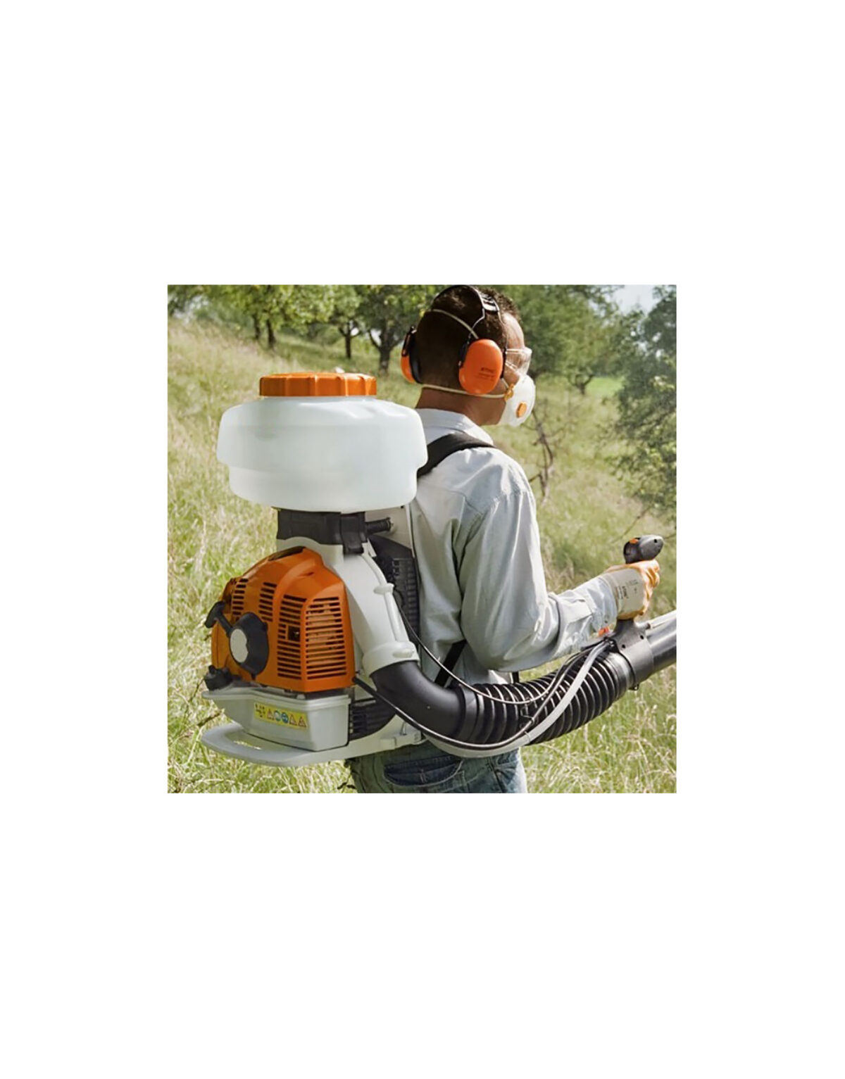 9 Cyclone Gasoline Knapsack Powerful Mist Blower 14 Liter with Comfortable Shoulder Straps - Image 1