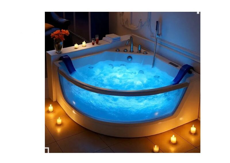 jacuzzi with hydromassage Luxurious Jacuzzi - Hydromassage system - Image 1