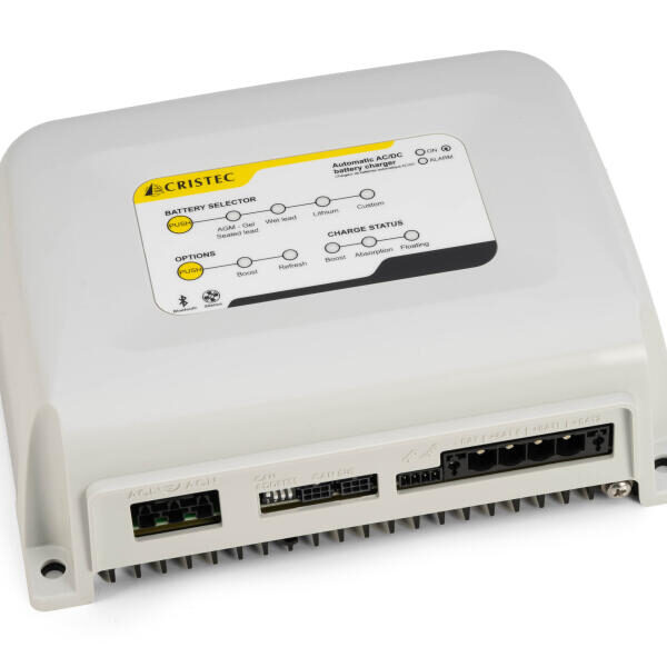 Cristec YPOWER+ Battery Charger 12 V / 30 A / 3 charging outputs / fanless