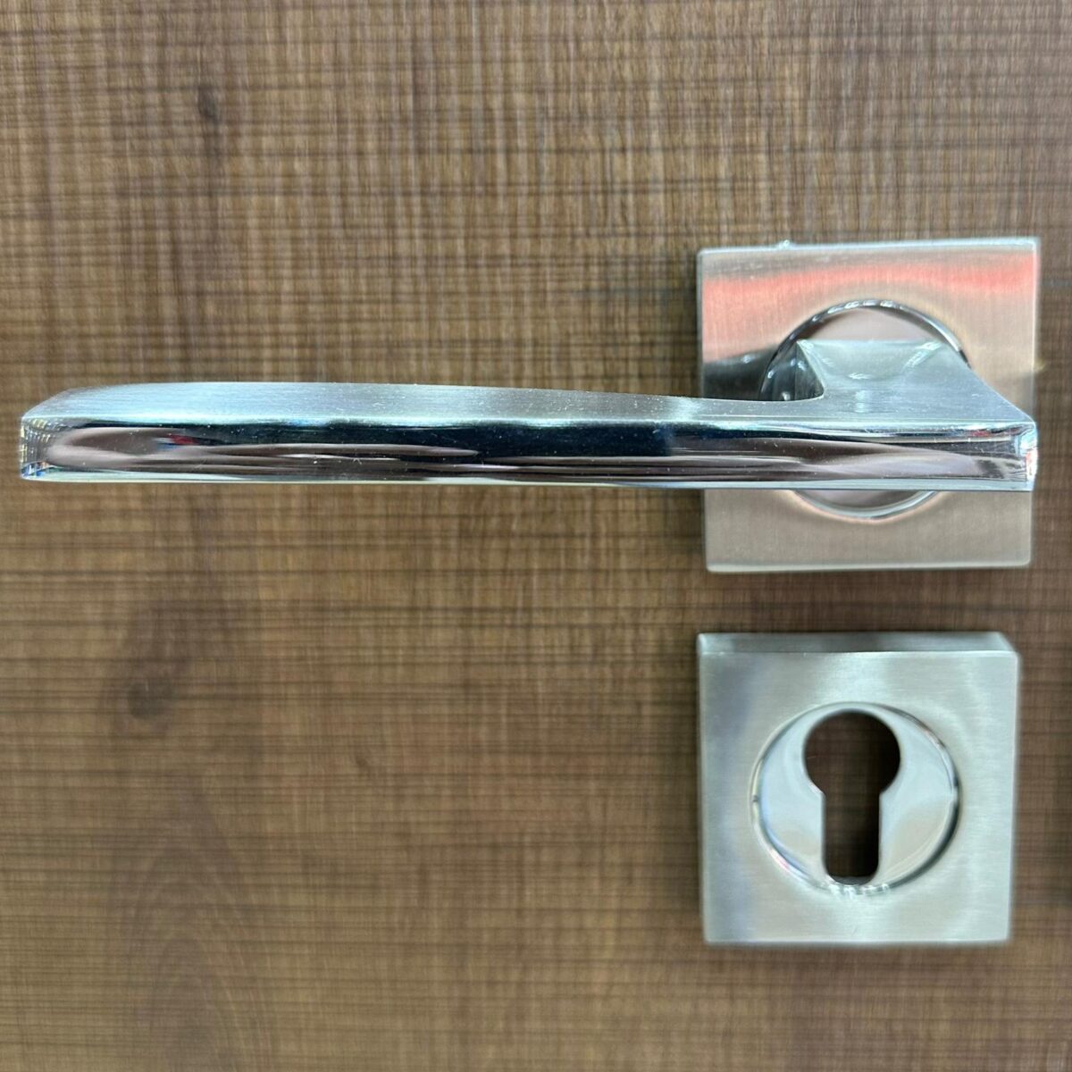 Premium Wooden Handle (MRL Type) - Image 1
