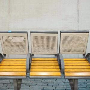METAL/WOOD OUTDOOR BENCH