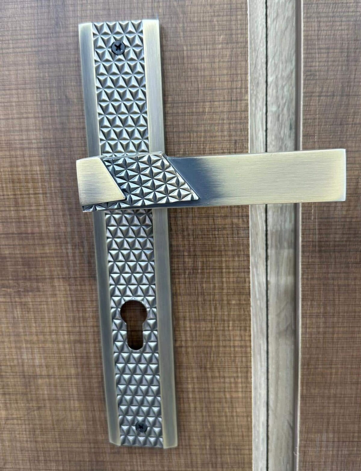 New Design Wooden Handle - Image 1