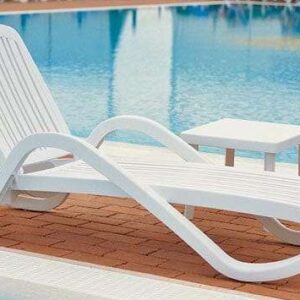 PLASTIC SUN BED