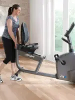 Life Fitness RS1 Recumbent Bike - Go Console - Image 4