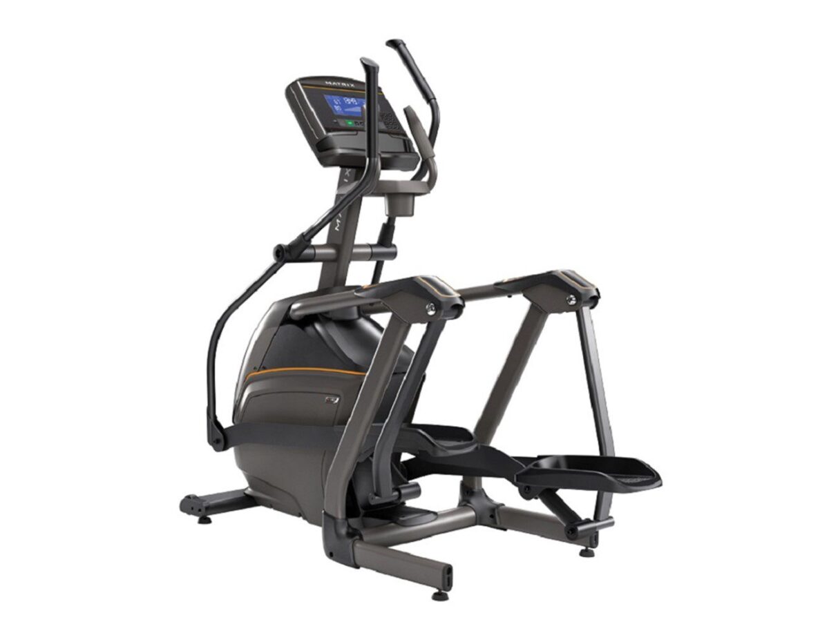 Matrix Suspension Elliptical E30 With XR Console : Smooth & Quiet Strides - Image 1