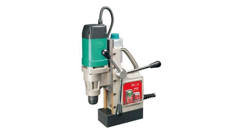 IMG_0519.jpg Compact Magnetic Drill: Powerful Drilling in Tight Spaces - Image 1