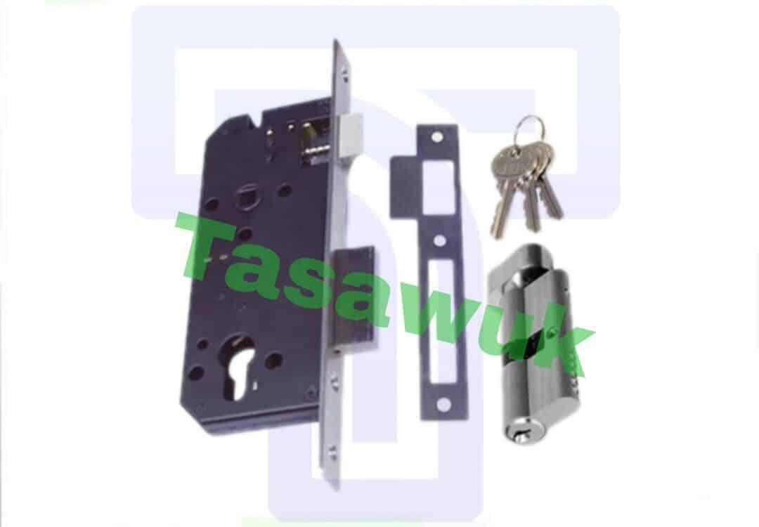 IMG_3222-e1664390377209.jpg Mortice Lock with 64mm Turn Profile Cylinder - Image 1
