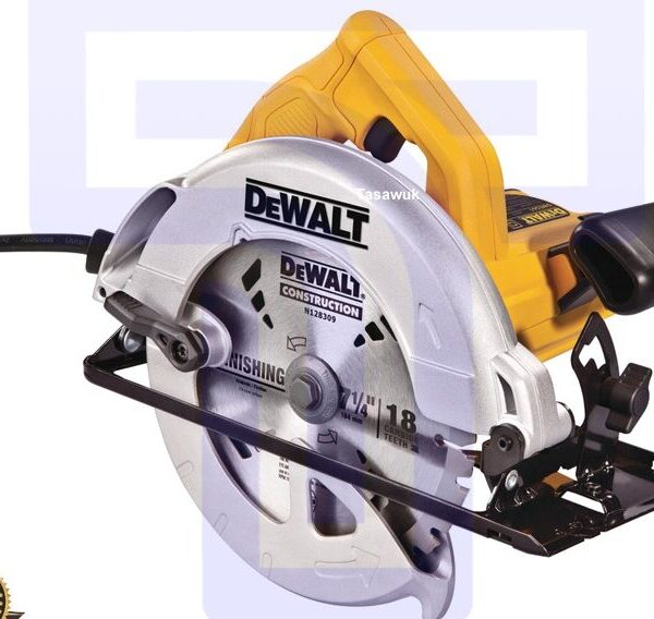 Compact Powerhouse: DeWalt 7" Circular Saw