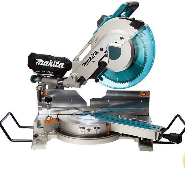 Effortless Angles & Long Crosscuts: Makita 12" Sliding Miter Saw