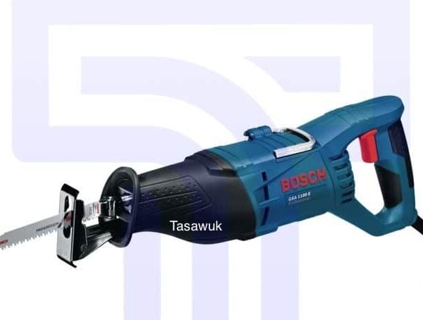 Power Through Projects: 1100W Electric Reciprocating Saw (Bosch)