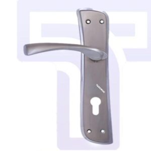 Colado Chrome Door Handle