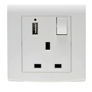 Crabtree 13A Switched Socket with 2.1A USB Charger