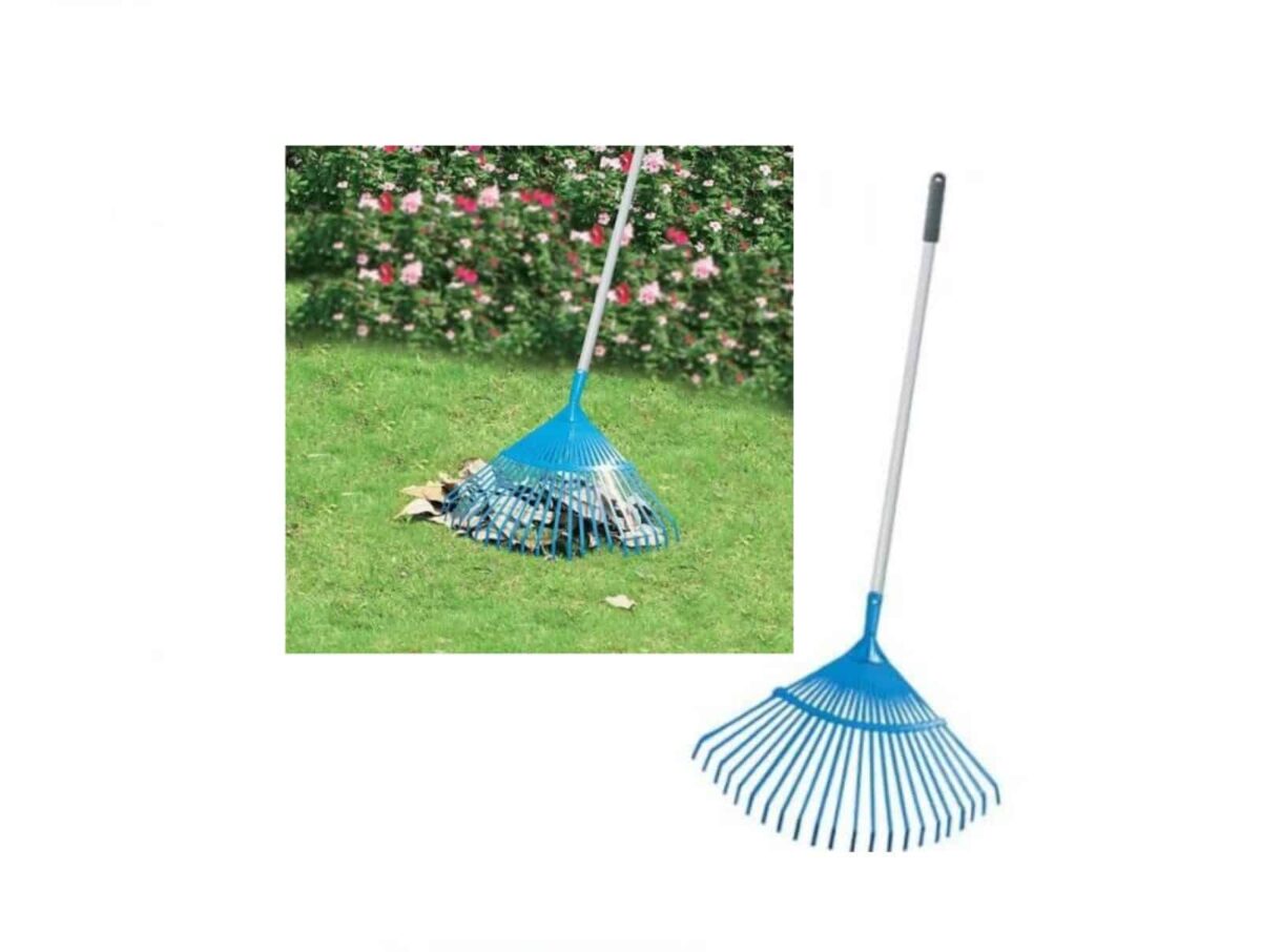 Classic Leaf Rake - Image 1
