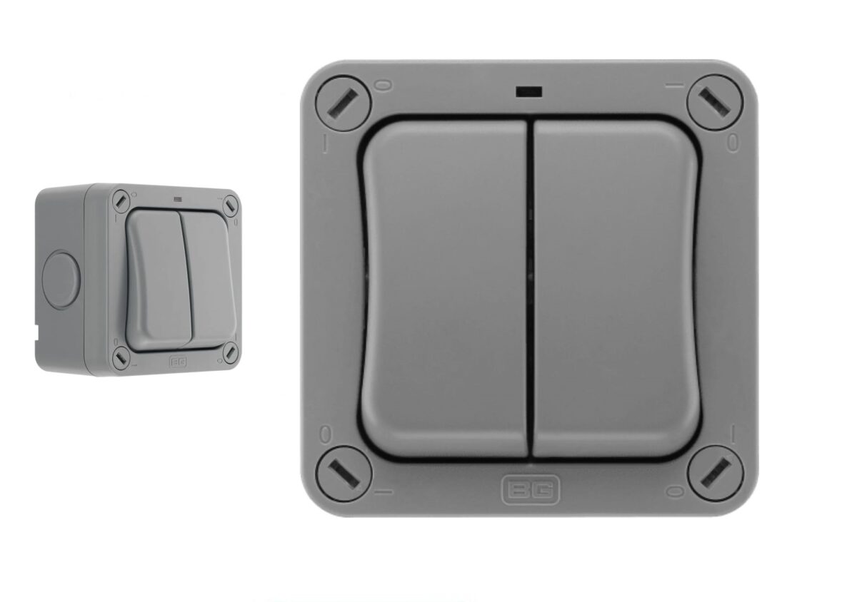 bg-switch2.jpg BG Outdoor Double Switch 2 Way 20AX Press - Image 1