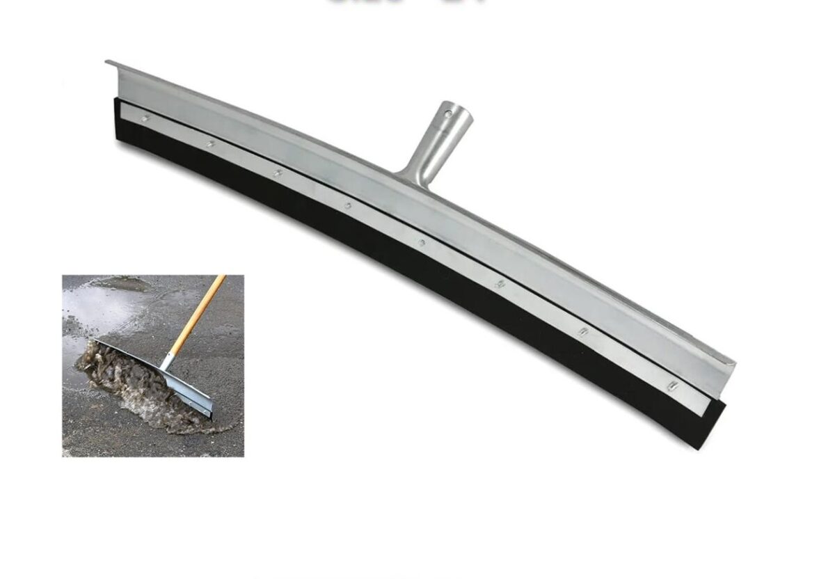 squeegee-curved.jpg Unger 24" AquaDozer MAX Smooth Surface Curved Floor Squeegee - Image 1