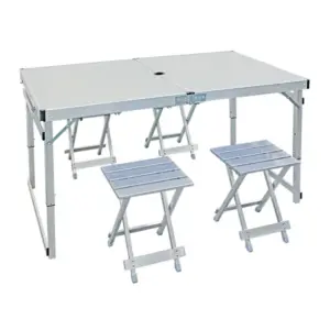 Picnic Table and 4 Chairs
